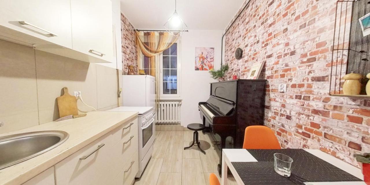 Old Town Comfort Hotel Gdansk Bagian luar foto